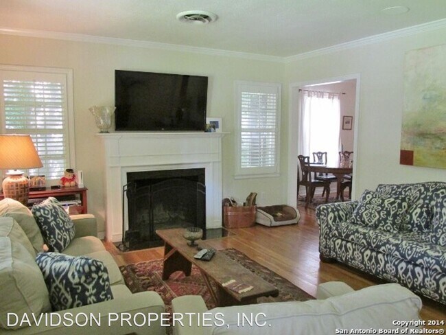 Foto del edificio - 2 br, 2 bath House - 521 Ogden Ln