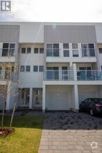 Building Photo - 254-254 Edgevalley Rd