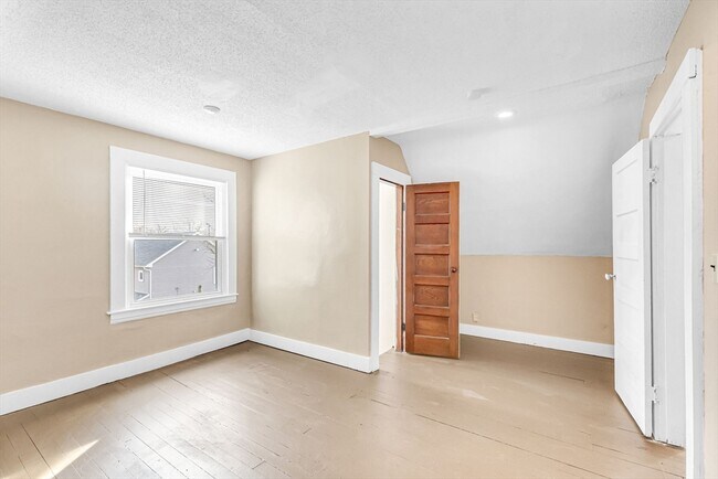 Foto del edificio - 21 Biltmore St