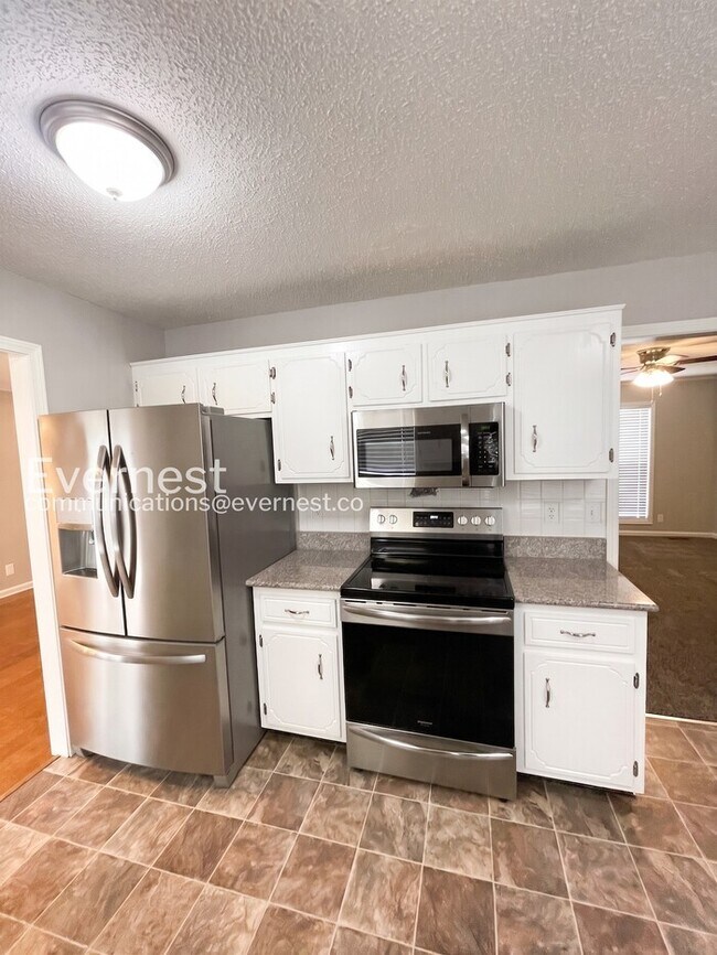 Foto del edificio - 1035 Summerhaven Rd