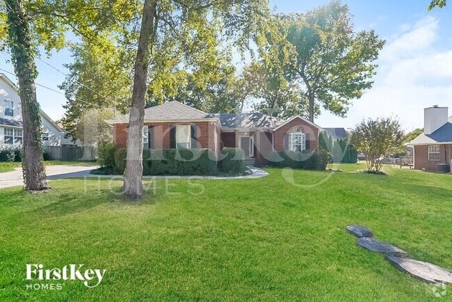 Building Photo - 618 Rocky Ridge Cir