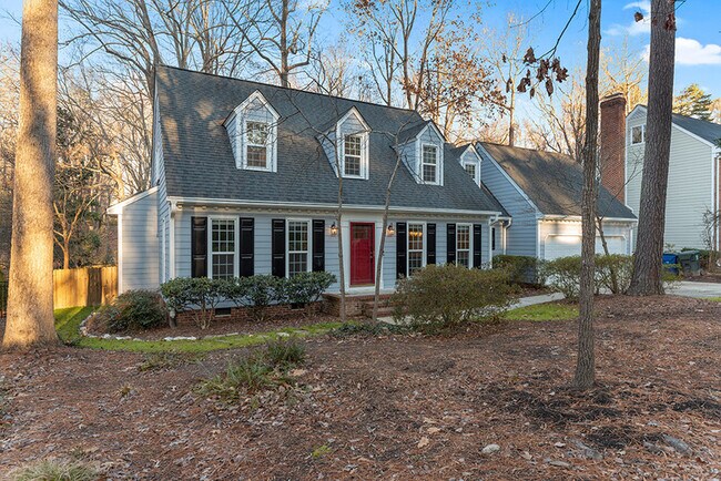 Building Photo - 1045 Vestavia Woods Dr