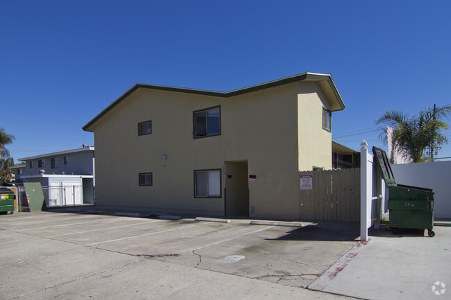 Building Photo - 1176 N Cuyamaca St