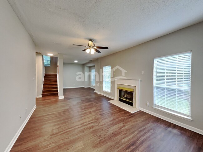 Building Photo - 12103 Kempshott Court