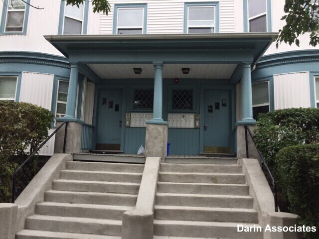Foto del edificio - 111 Thurston St
