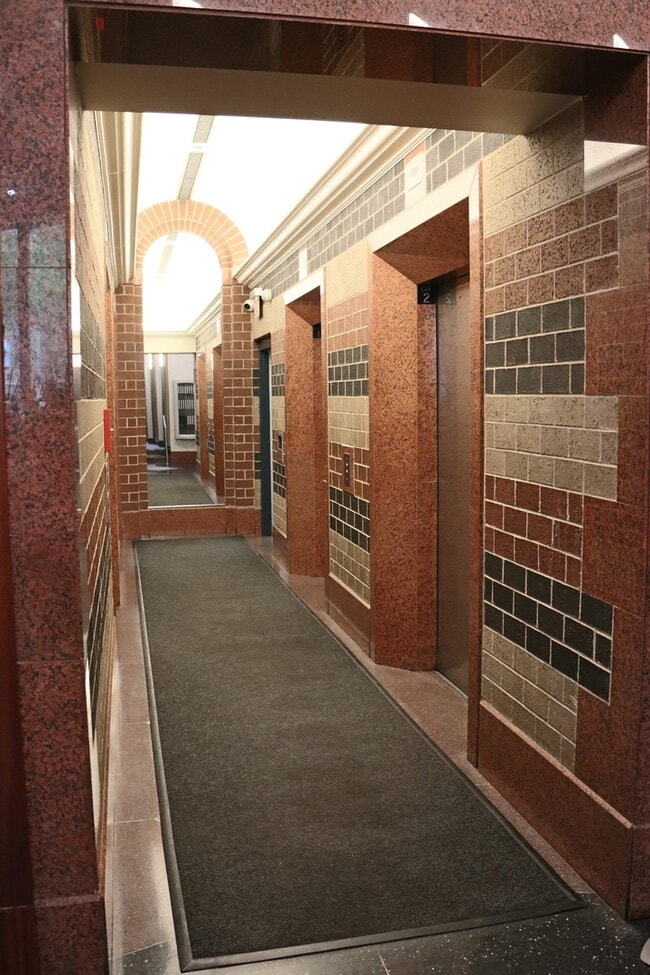 Building Photo - 3660 N Lake Shore Dr