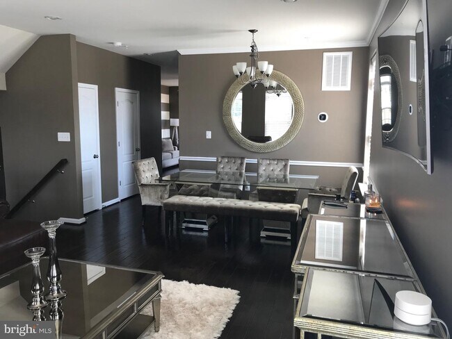 Foto del edificio - 5407 Spotswood Pl