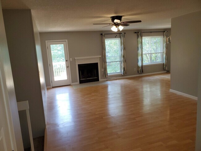 Foto del edificio - 4 bd, 3 ba house, Southwest Columbia, end ...