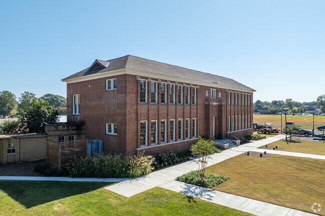 The Madison Square Center for the Arts is a vibrant venue for art and community activities.