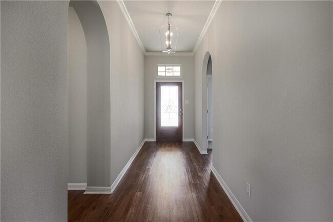 Foto del edificio - 7316 Birdsnest Wy