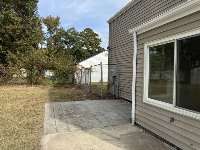 Building Photo - NEW SINGLE FAMILY HOUSE!!!