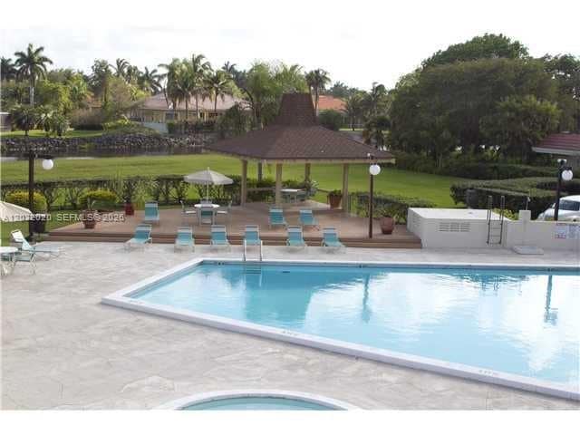 Foto del edificio - 7956 Camino Cir