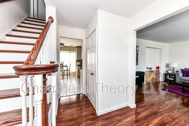 Foto del edificio - 14507 William Carr Ln