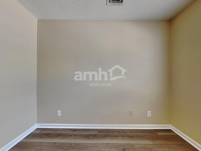 Foto del edificio - 109 Rivermarsh Dr