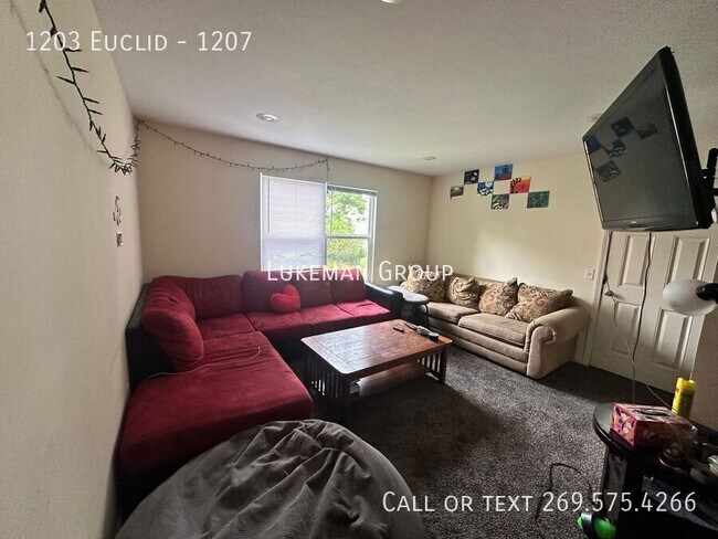 Foto del edificio - 1203 Euclid-1207
