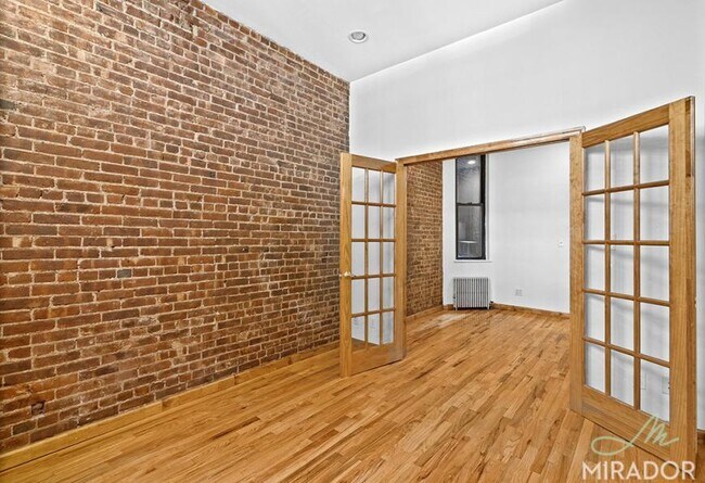 Building Photo - 1 bedroom in New York NY 10012