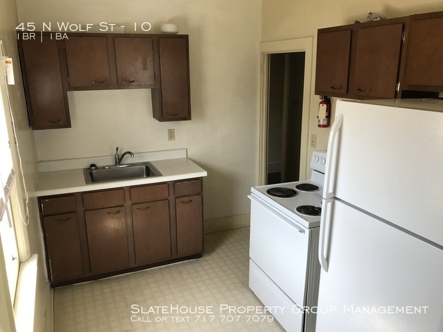 Must see 2nd floor 1 bedroom Apartment for Rent in Manheim, PA