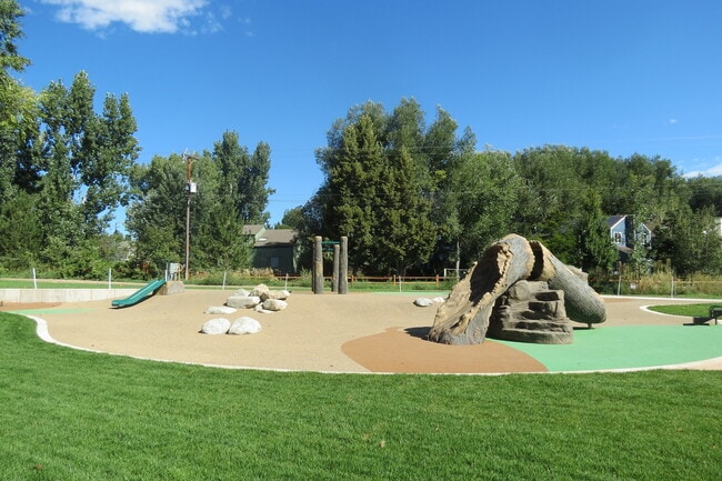 Photo - 3678 Pinedale St House