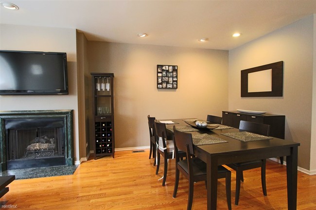 Foto del edificio - 3 br, 3.5 bath  - 823 W Willow St