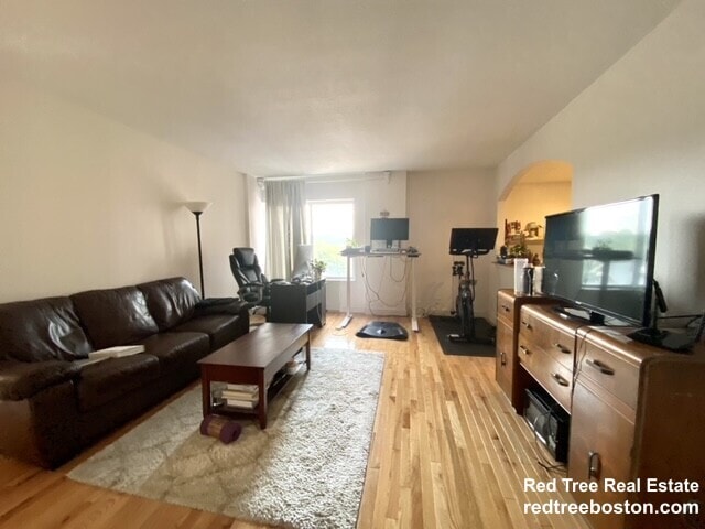 Building Photo - 22 Chestnut Pl