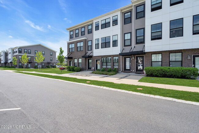 Building Photo - 54 Midway Rd S