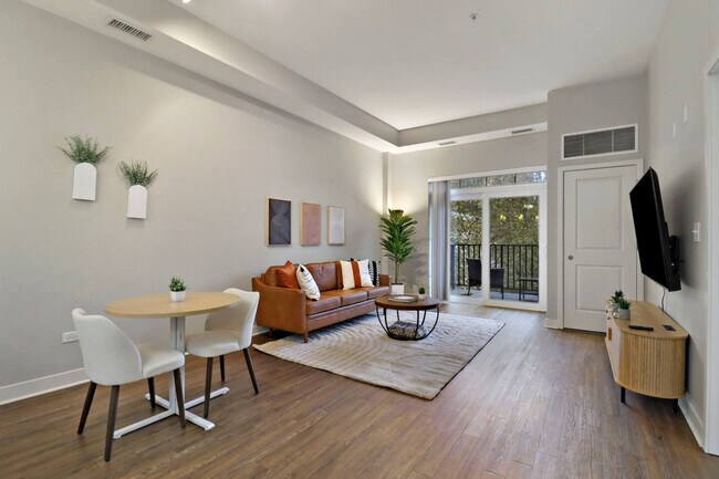 Foto del edificio - 256 N Addison Ave