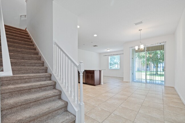 Building Photo - "Charming Seven Oak Community 3-Bedroom Re...