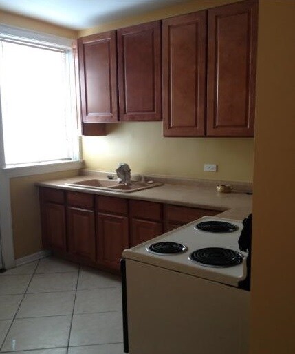 Foto del edificio - 8001 S Maryland Ave