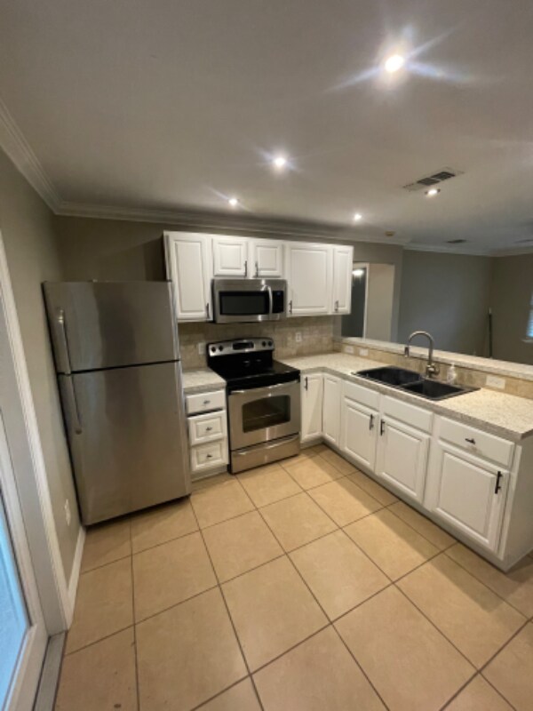 290 Golden Days Dr, Casselberry, FL 32707 House Rental in Casselberry