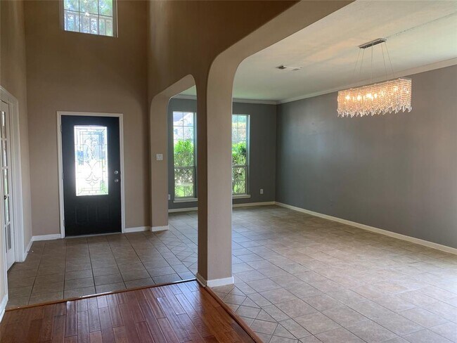 Building Photo - 2202 Amber Creek Ct