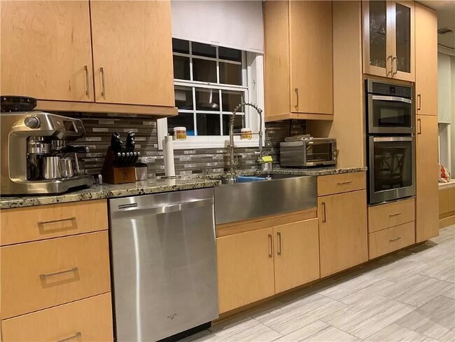 Foto del edificio - 2868 Savannah Walk Ln