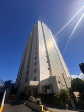 Building Photo - 98-1038-1038 Moanalua Rd