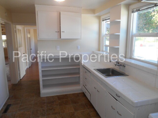 Foto del edificio - 1020 Bennett Valley Rd