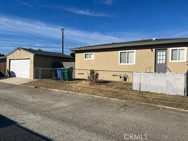 Building Photo - 1077 Bonnie Brae St