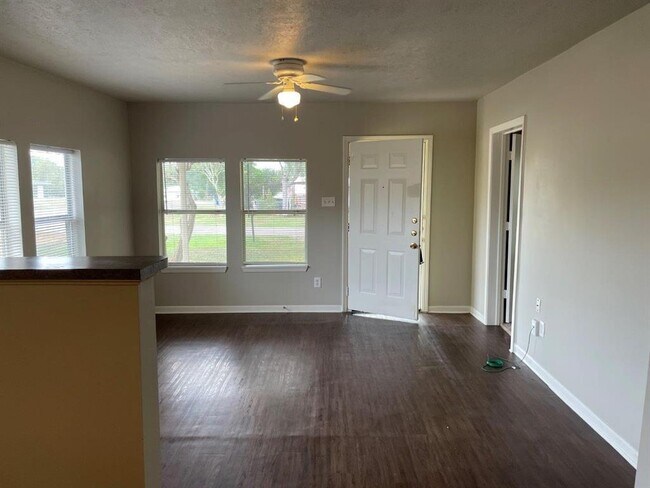 Foto del edificio - 809 19th St