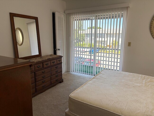 Foto del edificio - 44 Waltham B