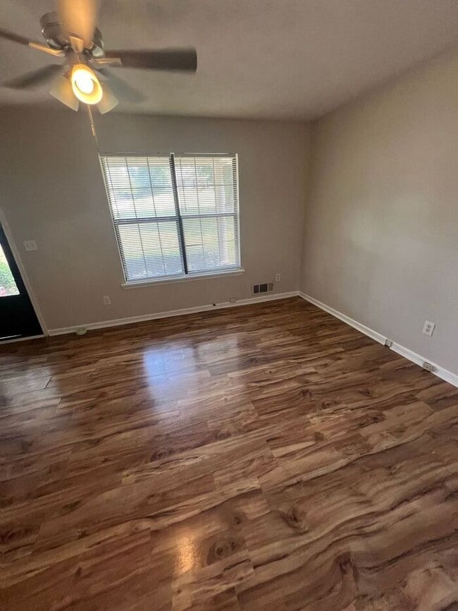 Building Photo - !!!WARNING: AVOID SCAMS CONFIRM RENTAL AT ...