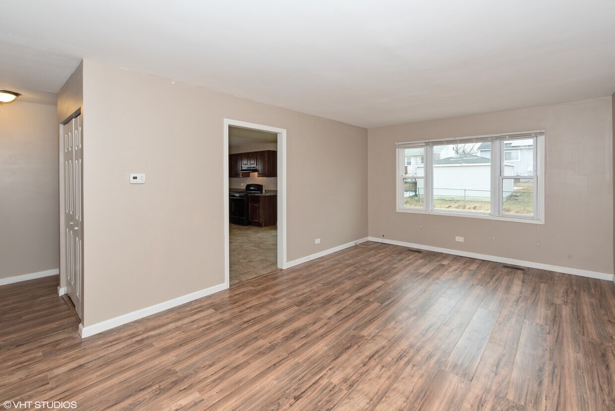 17841 Princeton Ln, Country Club Hills, IL 60478 House Rental in