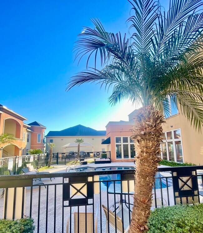 Redwood Apartments 1001 E Fren Ave McAllen, TX Apartments for Rent