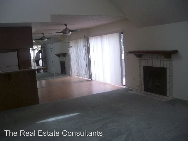 Building Photo - 329 N Melrose Dr
