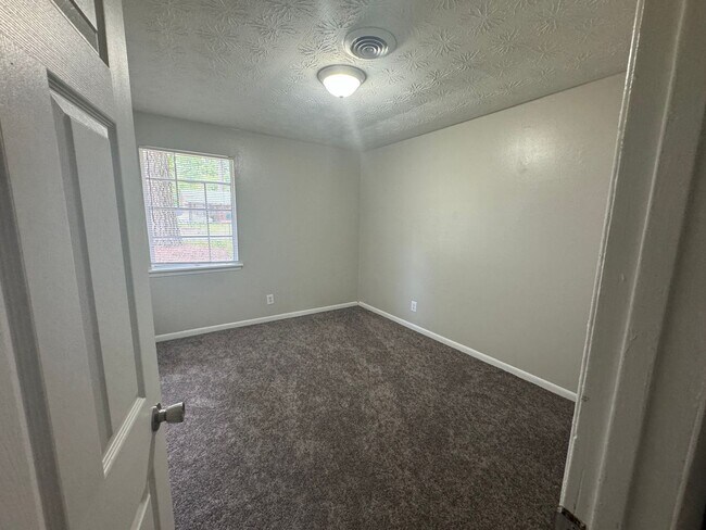 Foto del edificio - Section 8 accepted! or conventional rental!  Remodeled ranch home in South Augusta