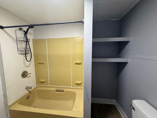 Foto del edificio - 533 W Greene St