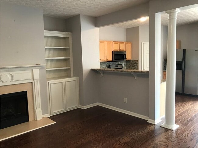 Foto del edificio - 2942 Greyhawk Ln