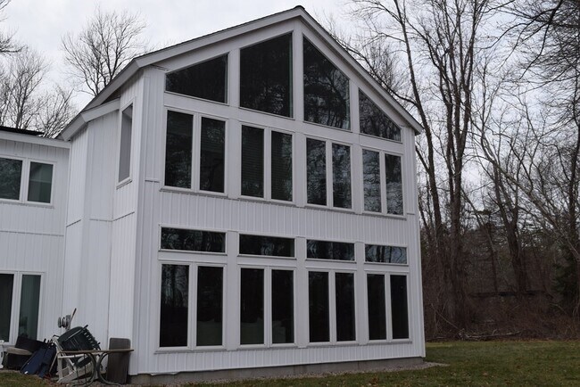 Foto del edificio - 25 Sturges Rd