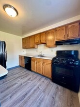 Building Photo - 442 Mower Dr
