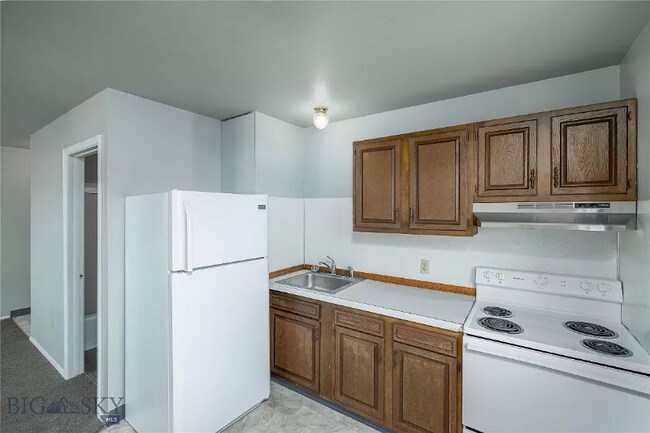 Building Photo - 215 S 19th Ave
