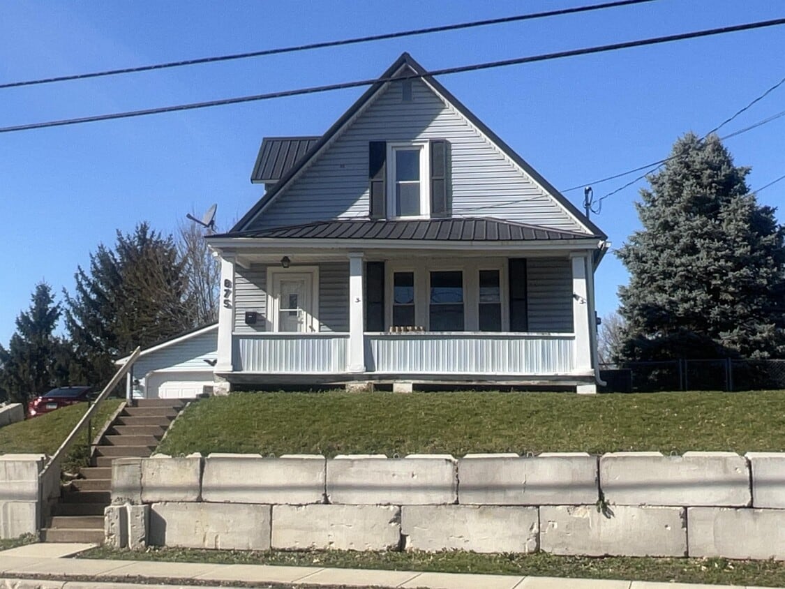 875 Kane St, Dubuque, IA 52001 House Rental in Dubuque, IA