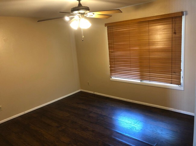 Foto del edificio - 5056 N 83rd St