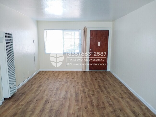 Building Photo - 1625 Orchard Ave