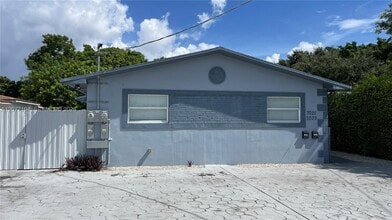 Building Photo - 7021 SW 22nd St